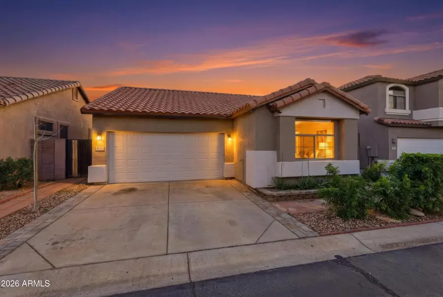 8923 E Capri Avenue, Mesa, AZ 85208 - Image #3