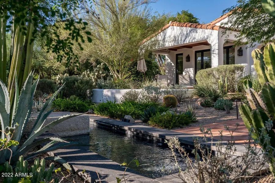 6723 N Desert Fairways Drive, Paradise Valley, AZ 85253 - Image #2