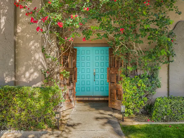 3002 E Acoma Drive, Phoenix, AZ 85032