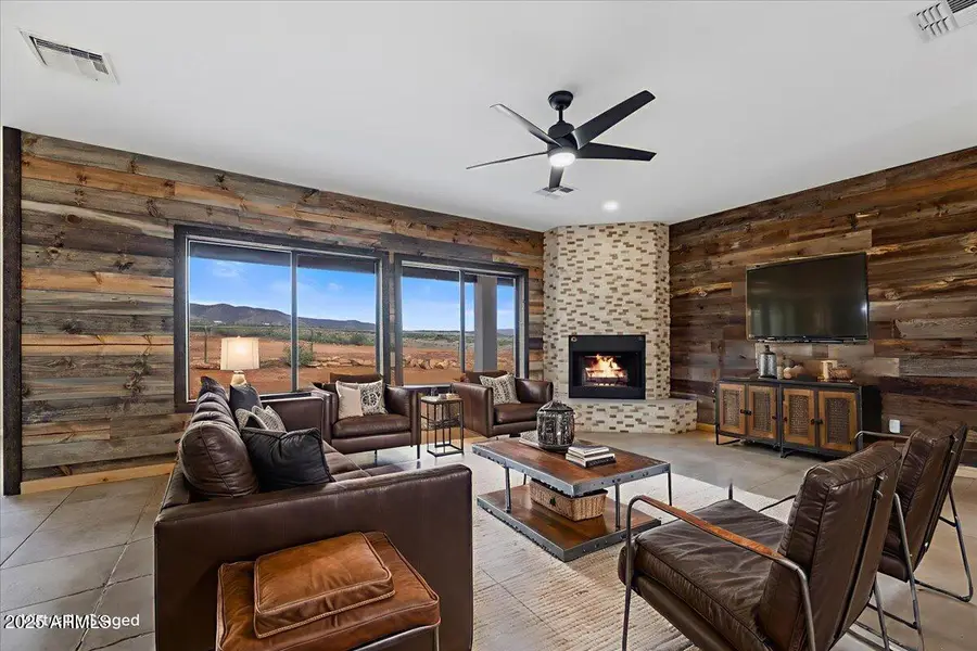 320 S Hoss Road, Dewey, AZ 86327 - Image #2