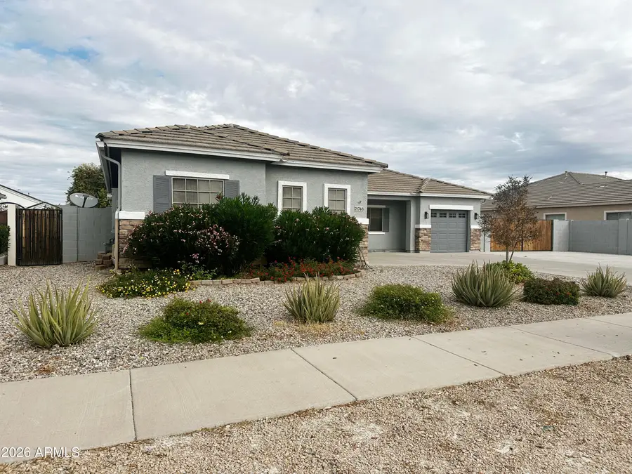 21748 E Escalante Road, Queen Creek, AZ 85142 - Image #2