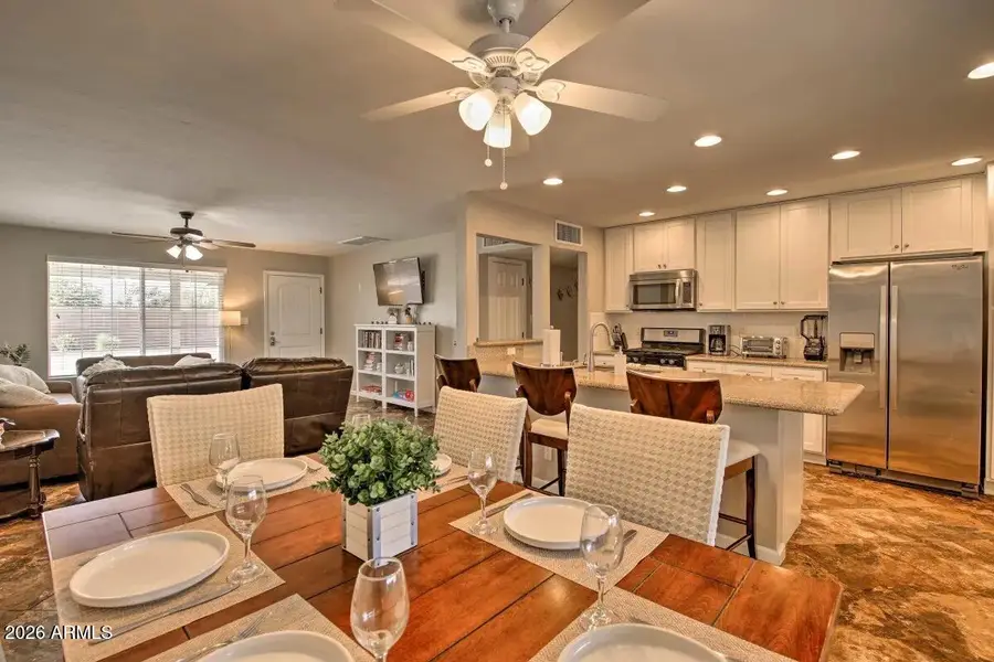 609 S Priest Drive, Tempe, AZ 85281 - Image #2