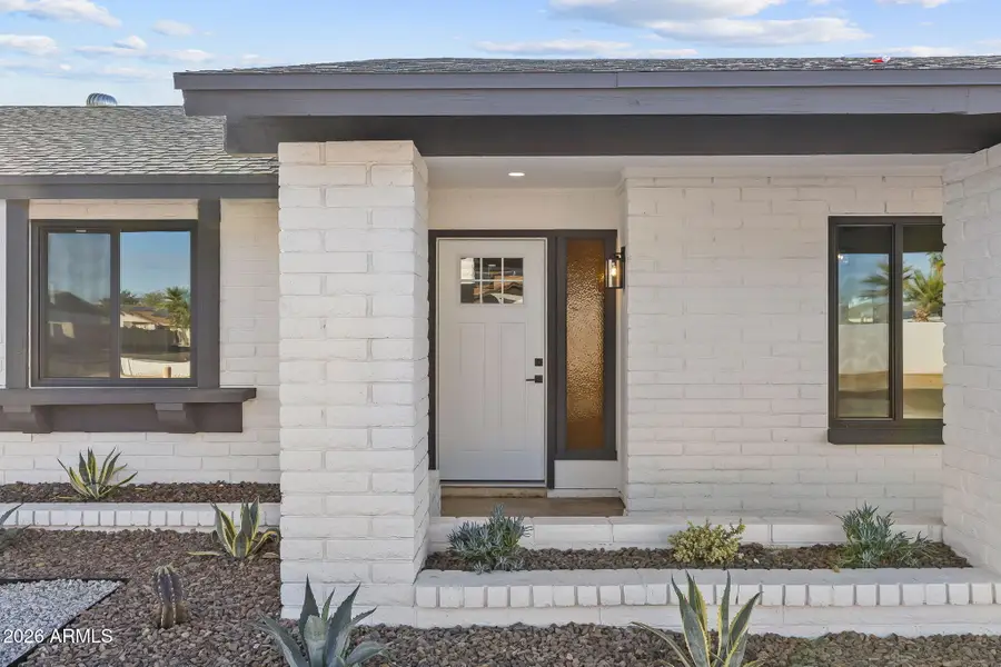 3901 W Angela Drive, Glendale, AZ 85308 - Image #2