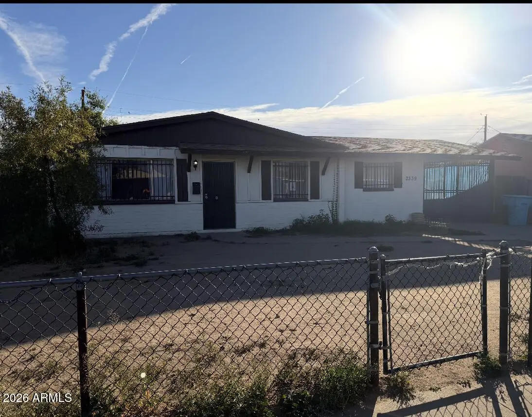 2339 N 48th Drive, Phoenix, AZ 85035 - Image #1