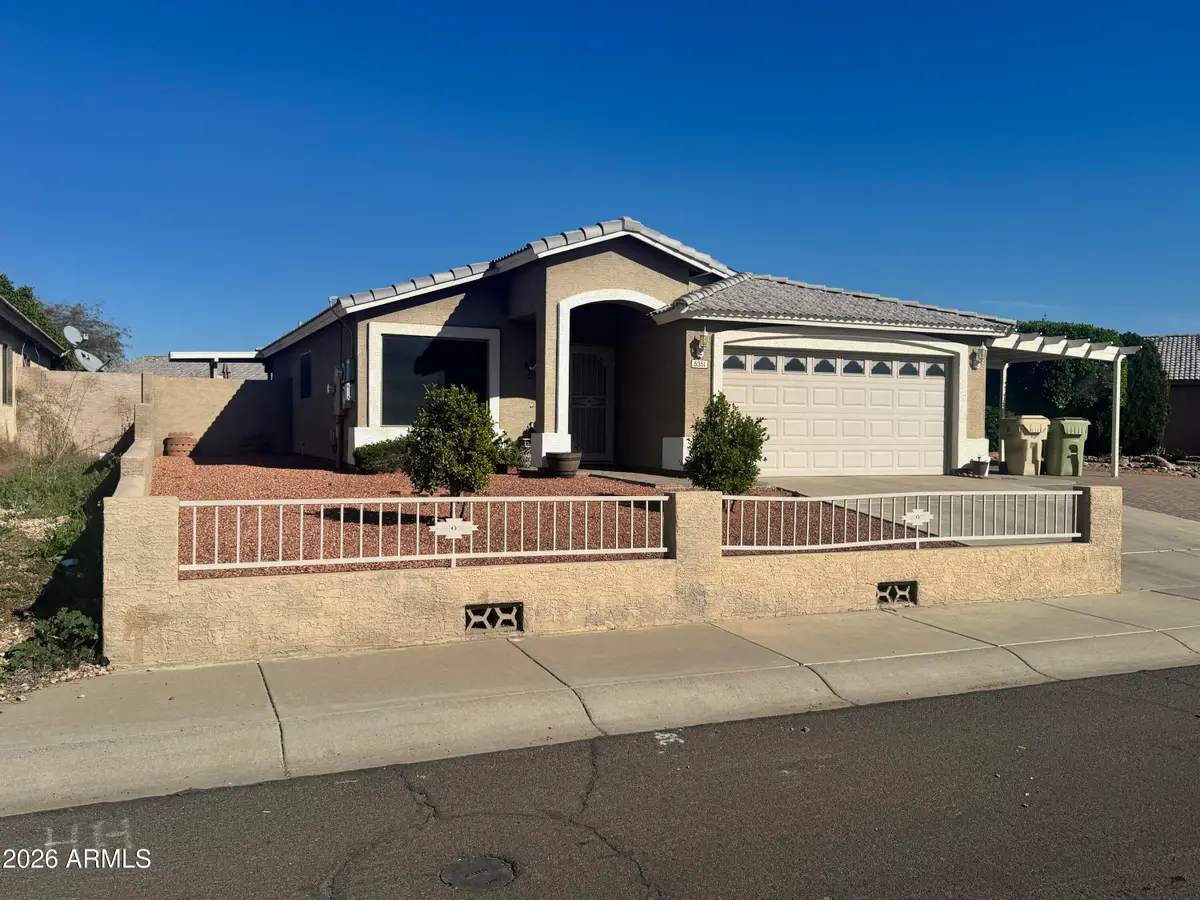 5351 N 77th Lane, Glendale, AZ 85303 - #1