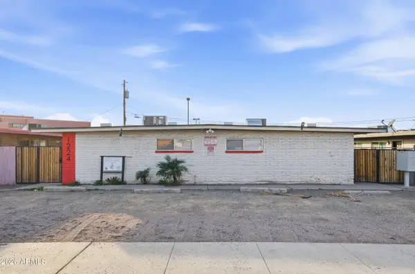 1224 S Smith Road, Tempe, AZ 85281