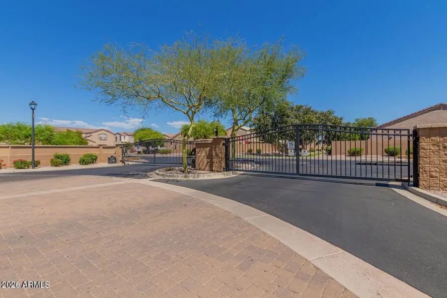 10823 N 70th Avenue, Peoria, AZ 85345 - #3