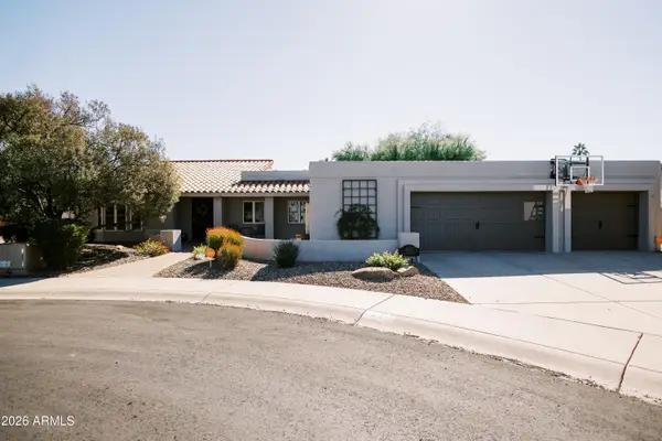 8121 E Del Plomo Drive, Scottsdale, AZ 85258