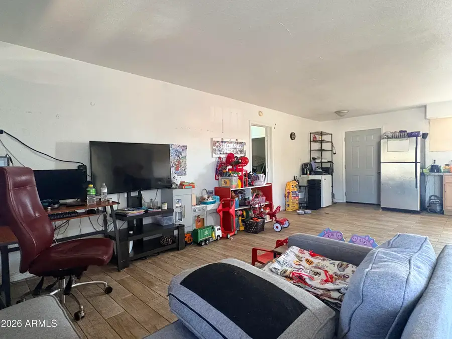 5619 W La Reata Avenue, Phoenix, AZ 85035 - Image #3