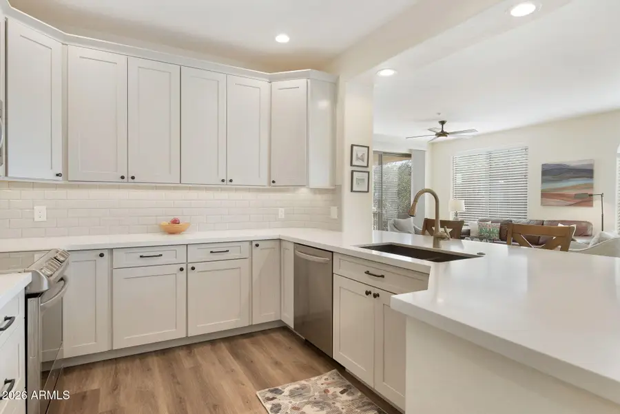 10655 N 9th Street #217, Phoenix, AZ 85020 - Image #2