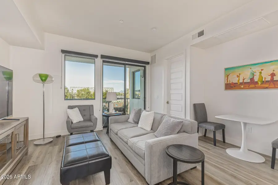 7300 E Earll Drive #3020, Scottsdale, AZ 85251 - Image #2