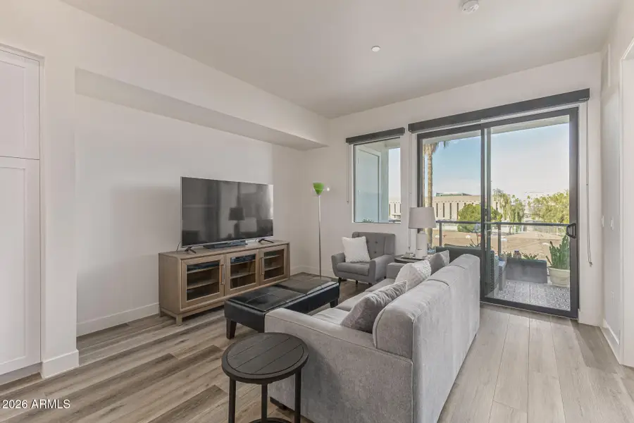 7300 E Earll Drive #3020, Scottsdale, AZ 85251 - Image #3