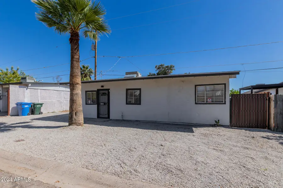 723 E Sunnyslope Lane, Phoenix, AZ 85020 - Image #2