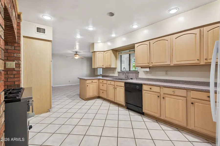 7730 N 7th Avenue, Phoenix, AZ 85021 - #2