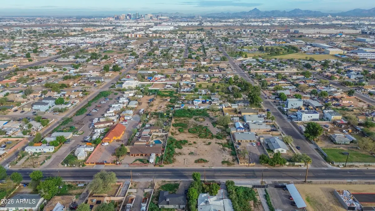 832 E Roeser Road, Phoenix, AZ 85040 - Image #1