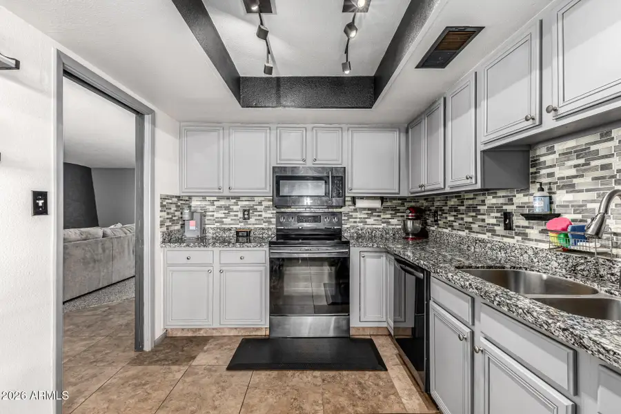 5249 W Mountain View Road, Glendale, AZ 85302 - Image #2