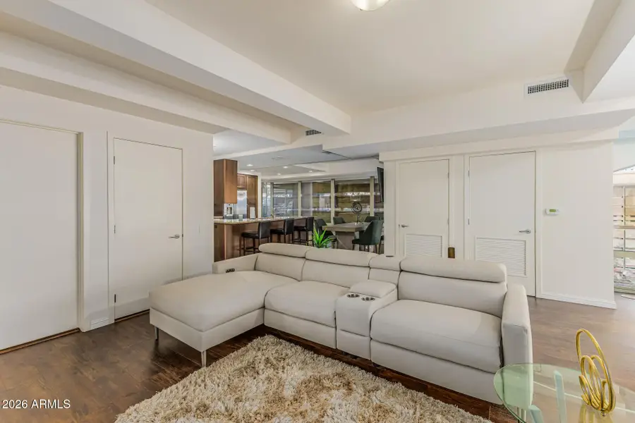 7151 E Rancho Vista Drive #4001, Scottsdale, AZ 85251 - Image #2