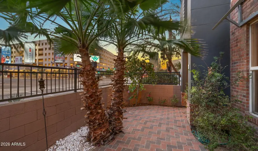 706 E Washington Street #101, Phoenix, AZ 85034 - Image #2