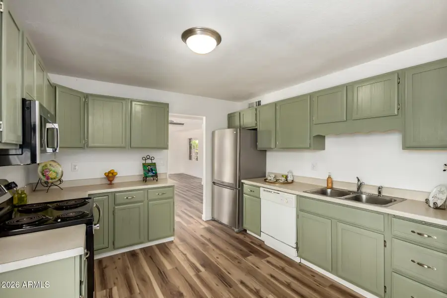 3913 W Krall Street, Phoenix, AZ 85019 - #3