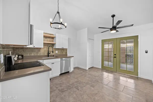 8955 W Loma Lane, Peoria, AZ 85345