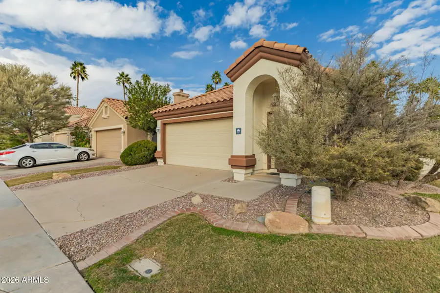 517 S Paradise Drive, Gilbert, AZ 85233 - Image #3