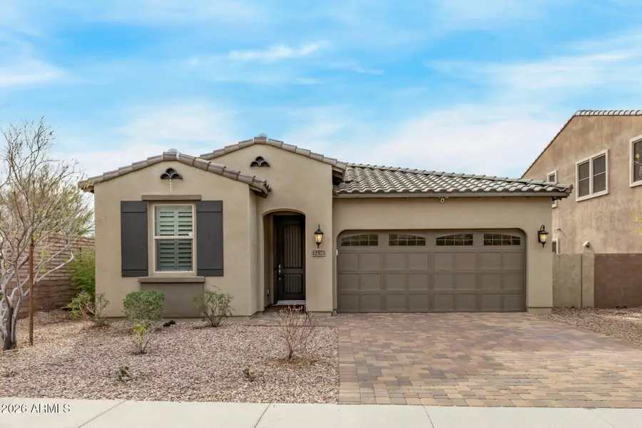 12573 W Caraveo Place, Peoria, AZ 85383 - Image #2