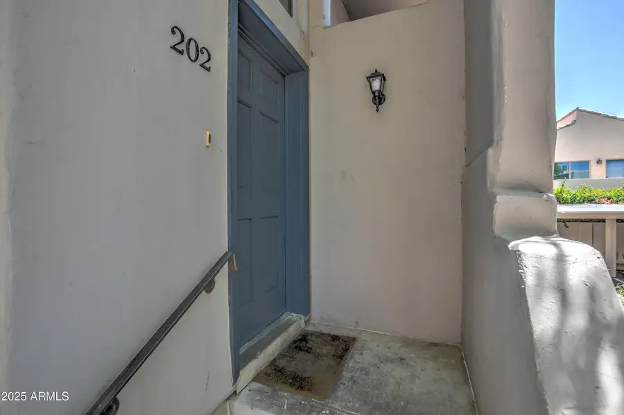 7300 N Dreamy Draw Drive #202, Phoenix, AZ 85020 - #2