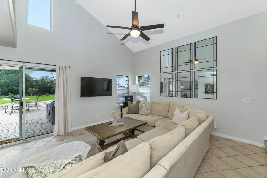 3021 E Wahalla Lane, Phoenix, AZ 85050 - #3