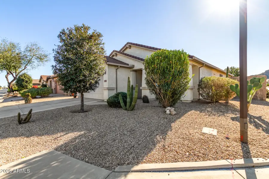757 W Twin Peaks Parkway, San Tan Valley, AZ 85143 - Image #2