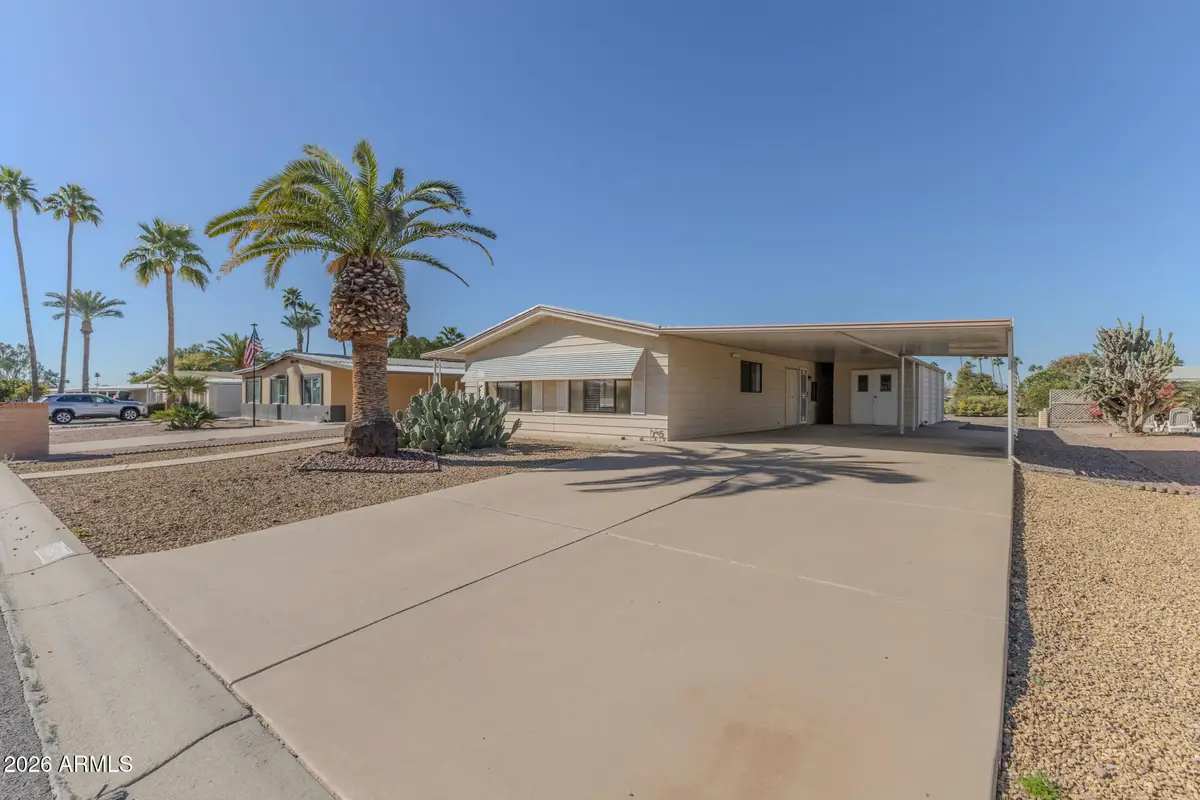 25428 S Wyoming Avenue, Sun Lakes, AZ 85248 - Image #1