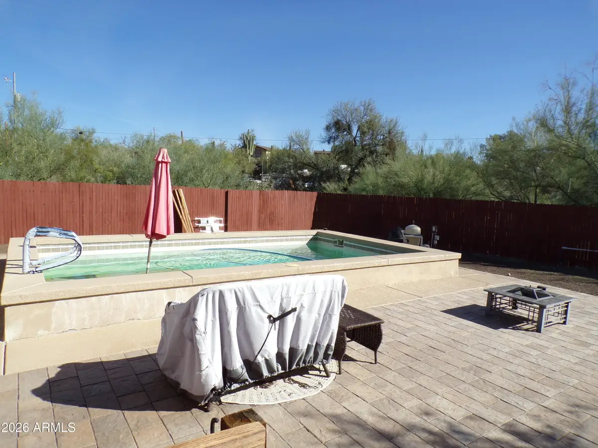 33675 S Turquoise Drive, Black Canyon City, AZ 85324 - #1