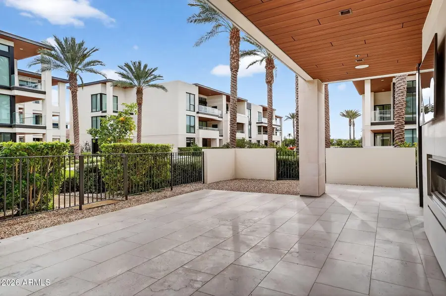 6587 N Palmeraie Boulevard #1008, Paradise Valley, AZ 85253 - Image #2