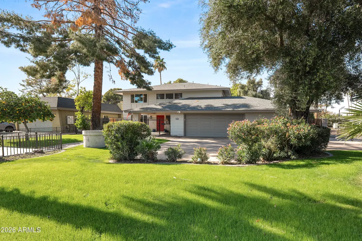 8464 N 7th Avenue, Phoenix, AZ 85021 - Image #1