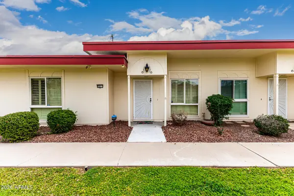 10020 W Royal Oak Road #F, Sun City, AZ 85351