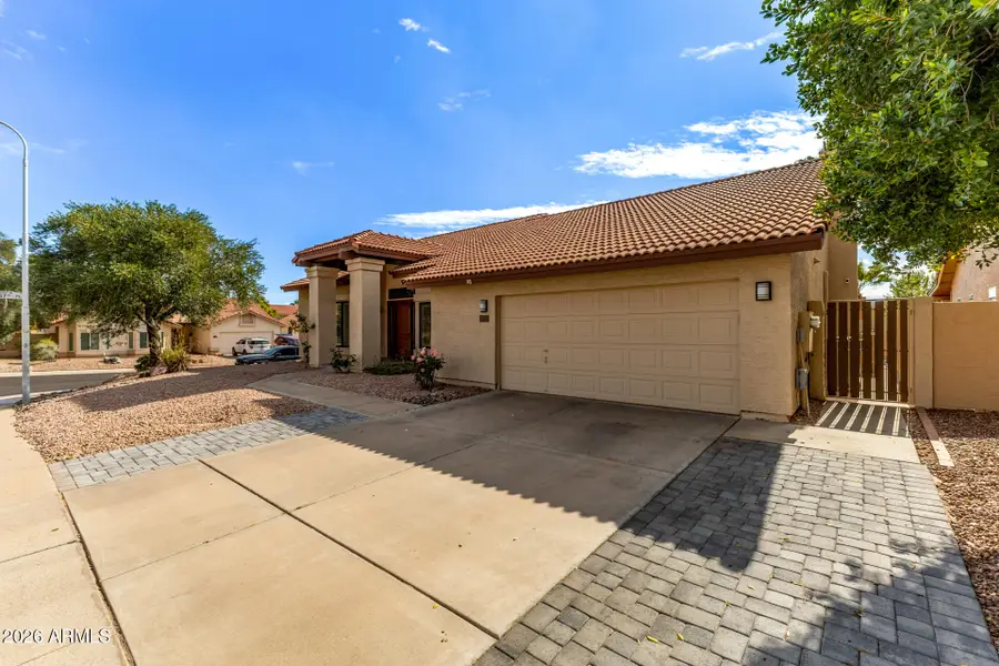 3711 E Goldfinch Gate Lane, Phoenix, AZ 85044 - Image #3