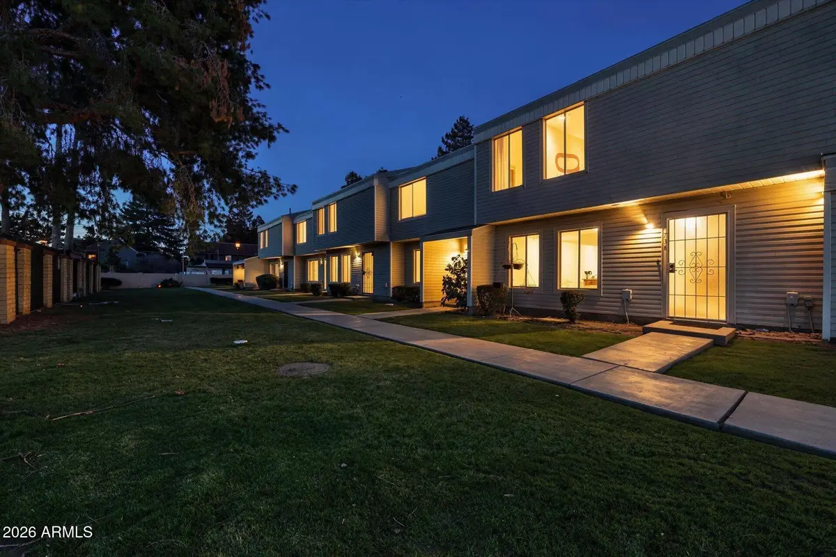 738 E Strahan Drive, Tempe, AZ 85283 - Image #1