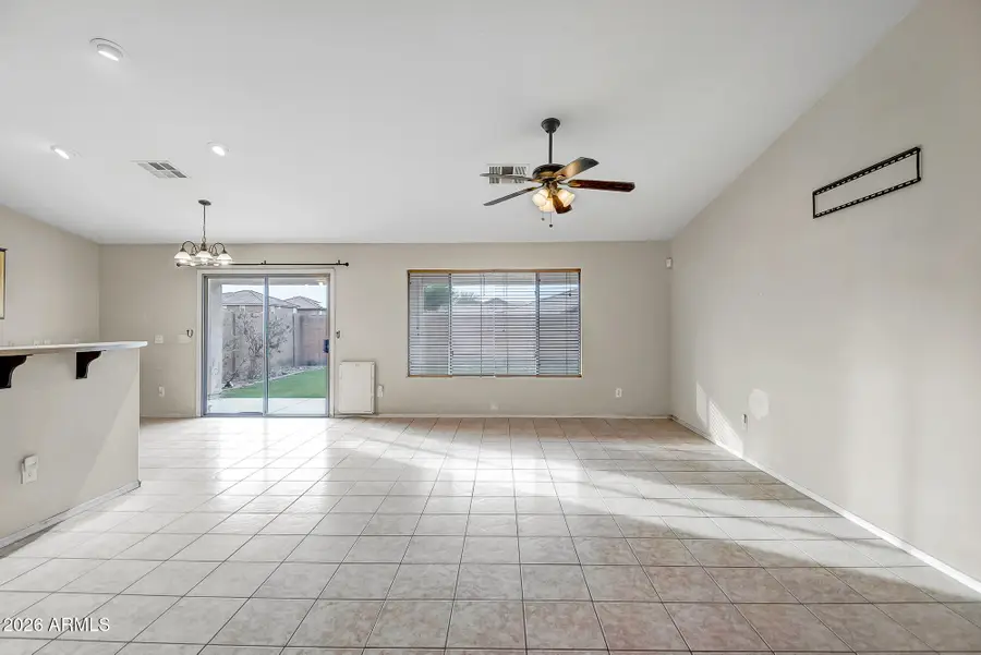 17189 W Watkins Street, Goodyear, AZ 85338 - Image #2