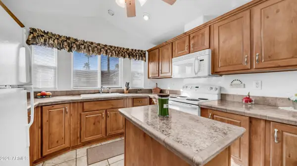 721 Emerald Drive #362, Apache Junction, AZ 85119