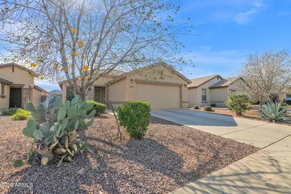 915 W Desert Seasons Drive, San Tan Valley, AZ 85143