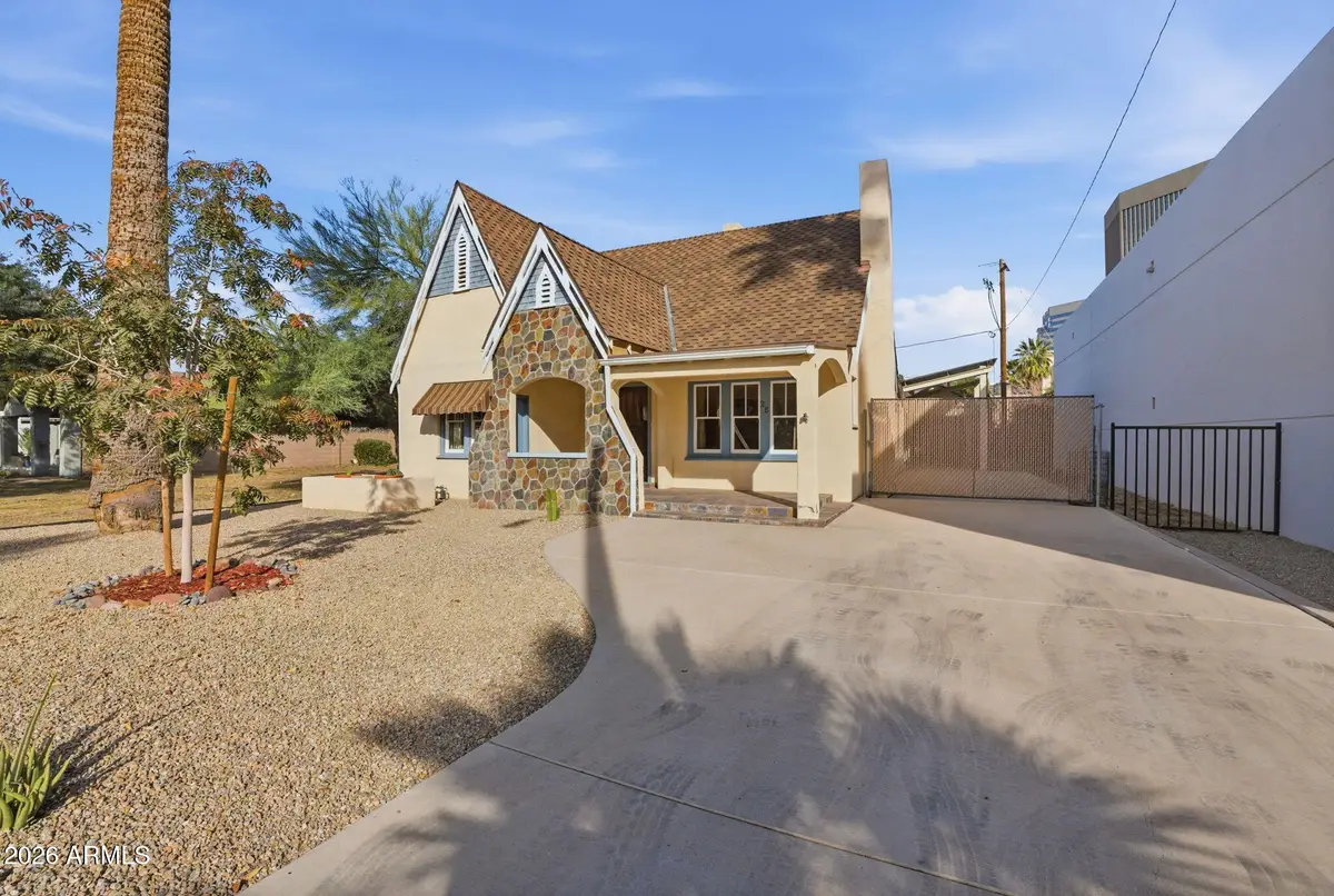 28 W Lewis Avenue, Phoenix, AZ 85003 - Image #1