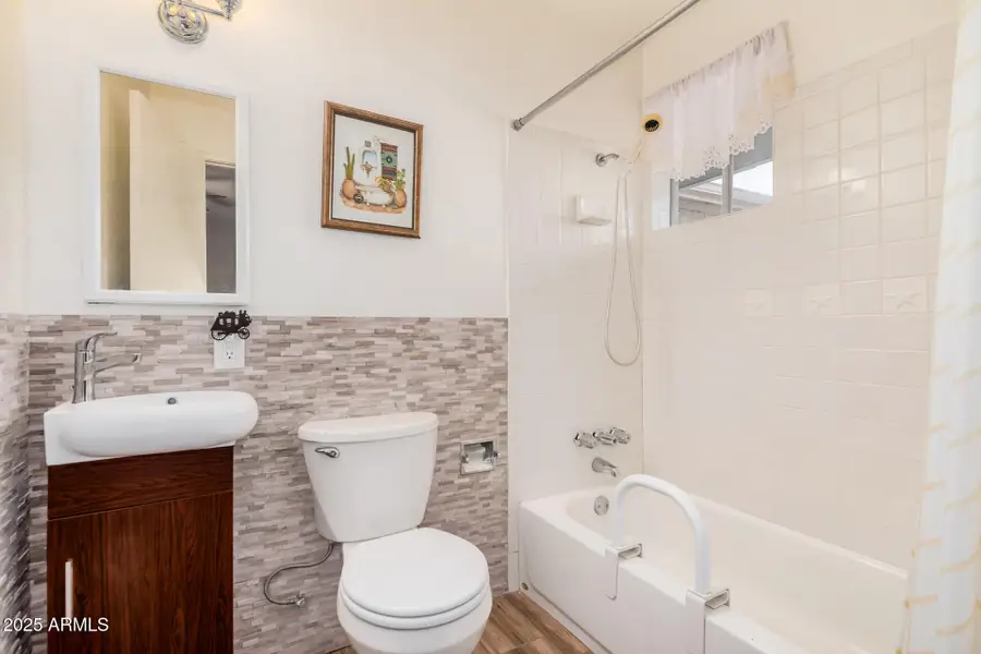 144 W Peretz Circle, Morristown, AZ 85342 - #3