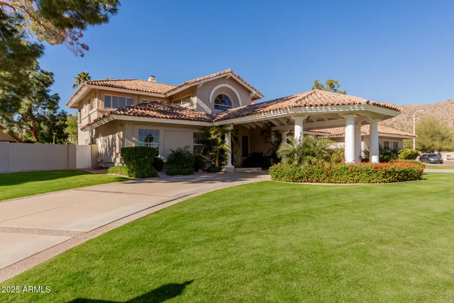 11820 S Warpaint Drive, Phoenix, AZ 85044 - Image #2