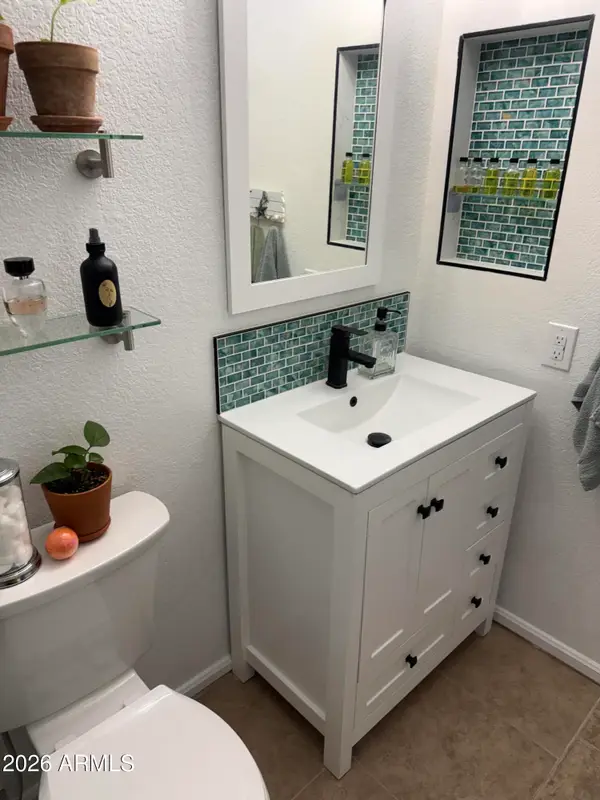 17225 N 16th Street #10, Phoenix, AZ 85022