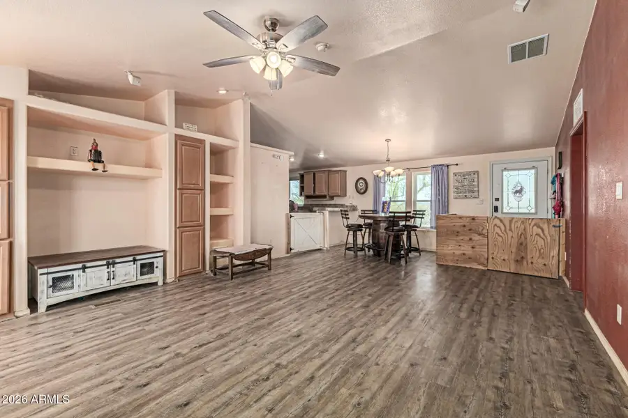 25206 W Rockaway Hills Drive, Morristown, AZ 85342 - #3