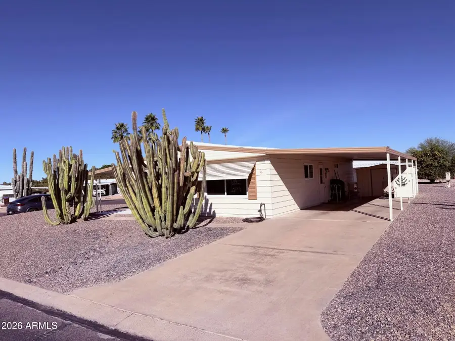 735 S Park View Circle, Mesa, AZ 85208 - Image #2