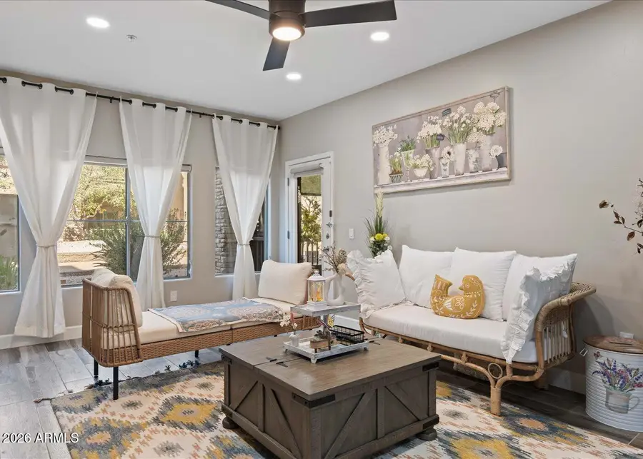 5350 E Deer Valley Drive #1250, Phoenix, AZ 85054 - Image #2