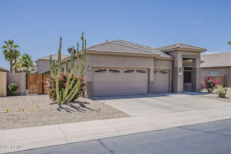 43319 W Oakland Court, Maricopa, AZ 85138 - Image #2