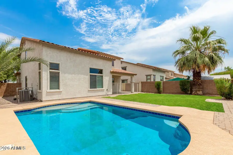 8223 W Florence Avenue, Phoenix, AZ 85043 - #2