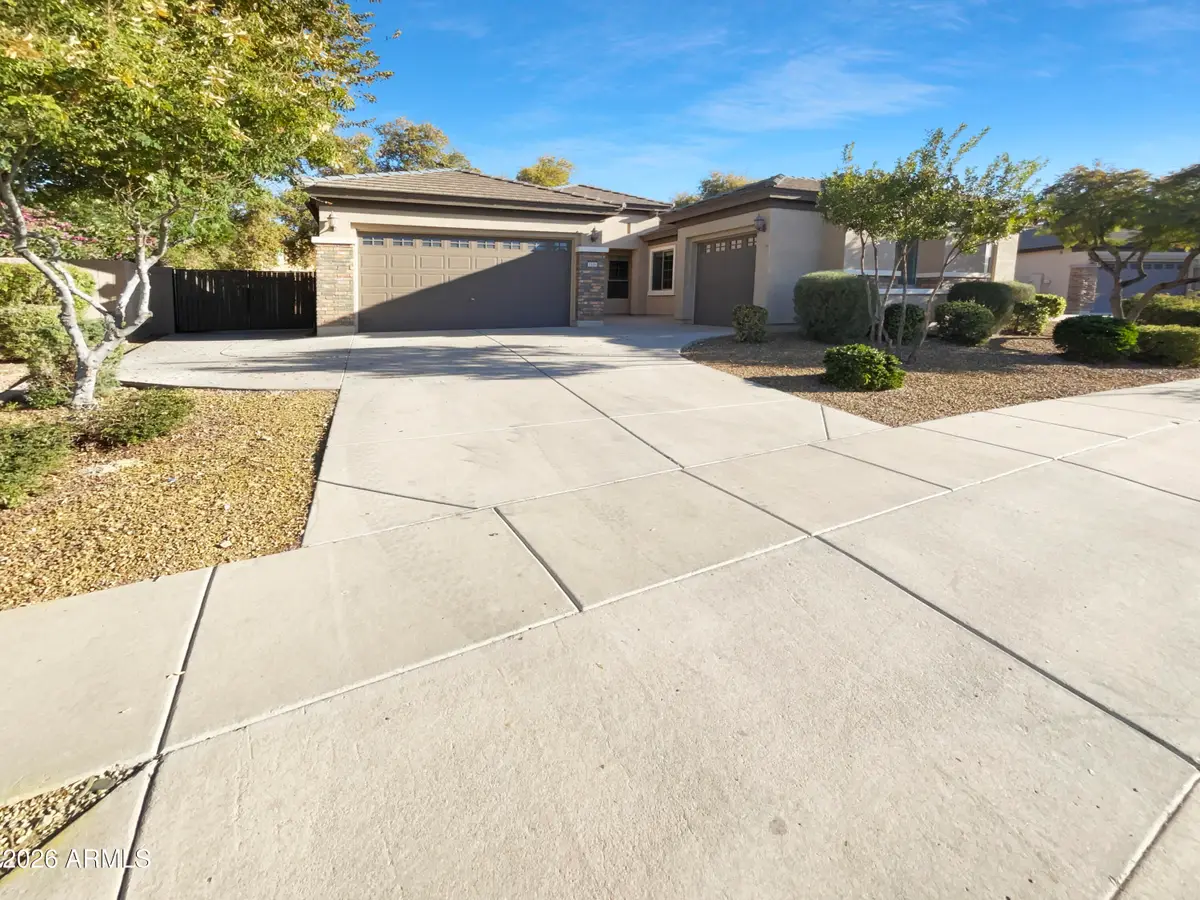 7326 N Kirsten Avenue, Glendale, AZ 85305 - Image #1