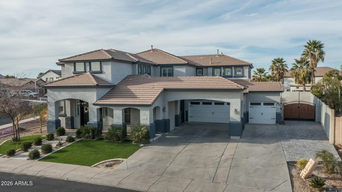 18478 W Saguaro Lane, Surprise, AZ 85388 - Image #1